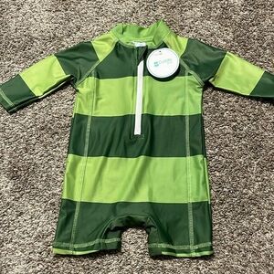 Cuddle Club NWT‎ Green Striped Caterpillar Sunsuit 6-12M